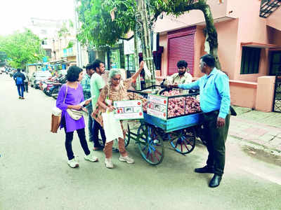 Cloth bags are in: Vendors, customers take note