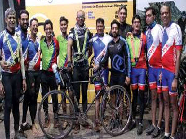 A 60-year-old, a doctor, and their motley crew set for cycle ride to Kanyakumari