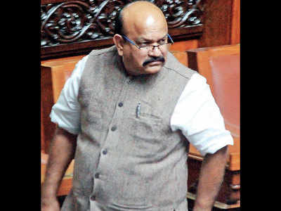Rebel Congress MLA in Karnataka resigns