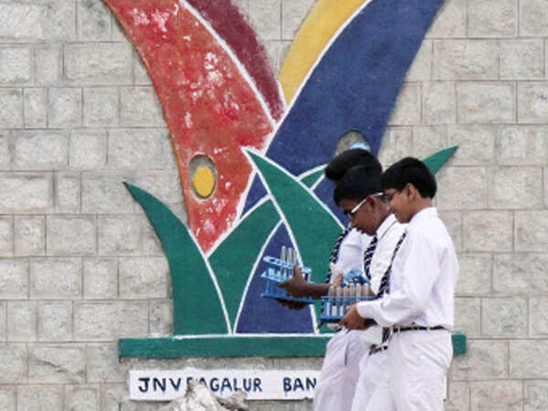 Chhattisgarh: 24 students of Jawahar Navodaya Vidyalaya stuck in Karnataka