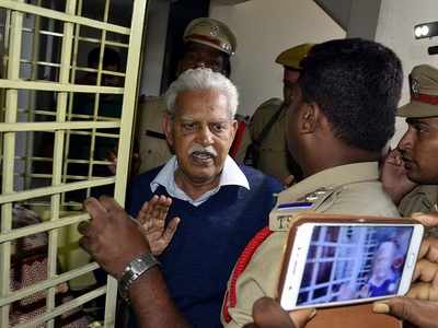 Activists' arrest: Supreme Court adjourns hearing to September 19; Varavara Rao's family slams Pune Police