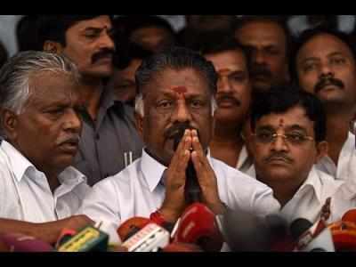 VK Sasikala sacks OPS from AIADMK; Panneerselam asks MLAs to unite under him to continue 'good governance'