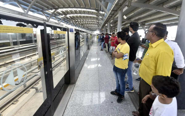 Pool rides, use public transport: Ahmedabad civic chief to staff