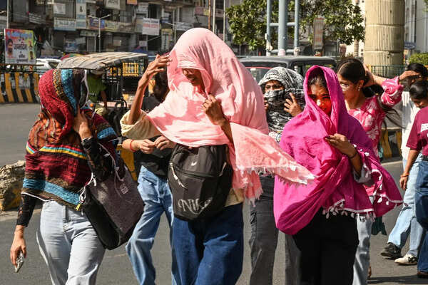 Intense heat forces Noida to close schools, workshops and sports camps put on hold