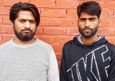Jammu and Kashmir:Two members of Ansar Gazwatul Hind held with arms, ammunition
