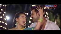 Watch: Bhojpuri song 'Ankhiyan Ke Nirkhiya e Kajra' Ft. Pawan Singh and Akshara Singh 