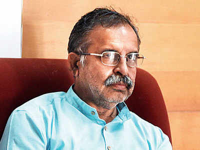 Milind Ekbote refuses to depose due to ‘changed political spectrum’