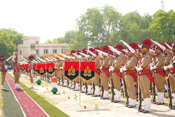 Grand passing out parade of trainee constables organised at Police Lines