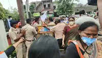 Nagpur cops and BJP workers get into heated argument over protest 