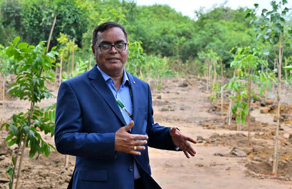 Shift towards low-urea crops: Agri varsity VC