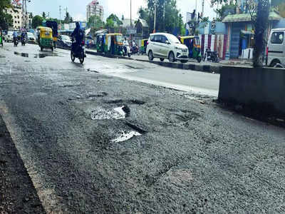 It’s one hell of a road in Lingarajapuram