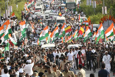 Congress Bharat Jodo Yatra: Huge response to 'Bharat Jodo Yatra' in Karnataka's Mandya