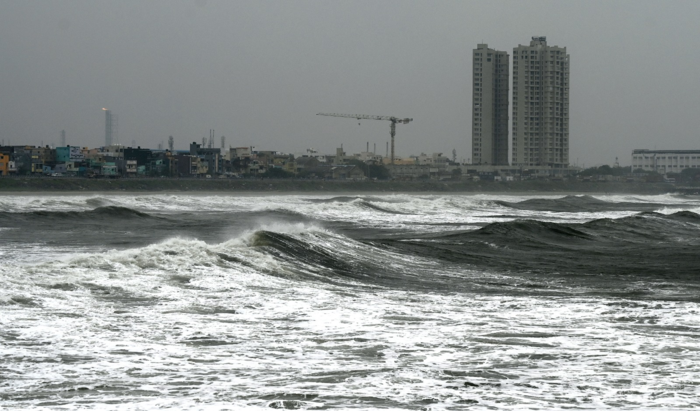 Tamil Nadu Rains Highlights: All Schools And Colleges In Puducherry To ...