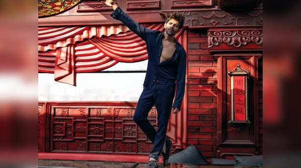 ​Kartik Aaryan is sure to make you swoon over his latest photo