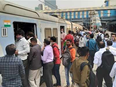 Mumbai local train services resume for all; Here's what commuters have to say
