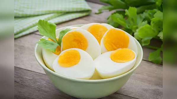 Eating eggs