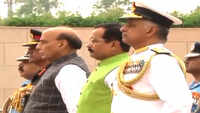 Kargil Vijay Diwas: Rajnath Singh pays tribute at National War Memorial 