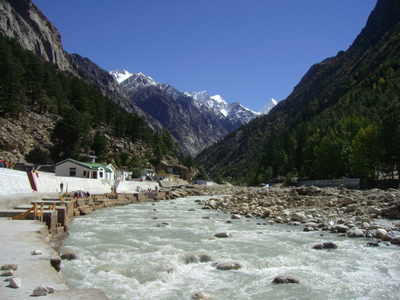 13 killed as bus with pilgrims falls into Bhagirathi river in Uttarakhand