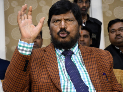 Mumbai: Athawale blames provocative speeches by Congress leaders for Delhi violence