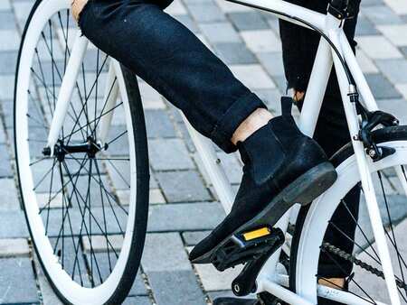 Ankle boots for men: Stylish boots for transitioning into winter