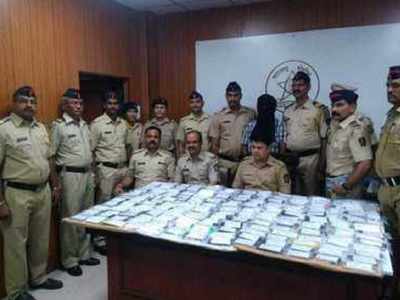 Police recover 217 handsets from robber's home in Nalasopara