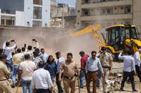 Offices to liquor dens, gangsters&rsquo; properties on govt land razed