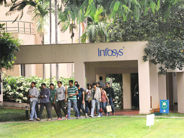 Infosys cuts variable pay after weak first quarterly results