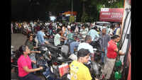 Fuel shortage triggers panic buying, long queues at Jamshedpur pumps