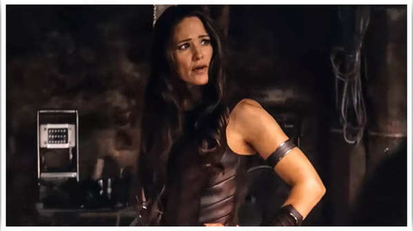 Jennifer Garner as Electra