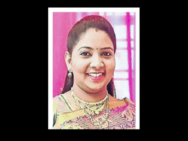 Parents allege dowry harassment by husband for daughter's death