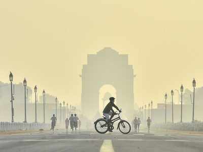 Air quality dips to 'very poor' level in Delhi, to worsen from third week of October