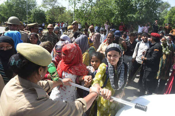 As Haryana hikes minimum wages, workers protest on streets in Noida, demand pay parity