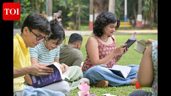 CITY REWRITES ITS LOVE FOR READING