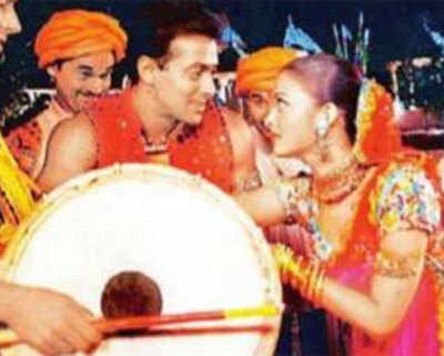 Salman tunes in to his past