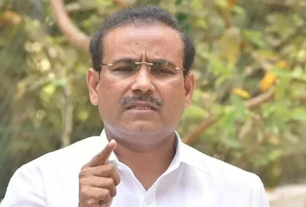 Inadvertently mentioned incorrect timing of plane crash involving Ajitdada: NCP (SP) member Rajesh Tope