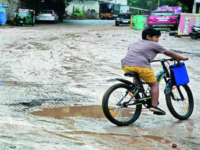 Pothole claims yet another life in Bengaluru