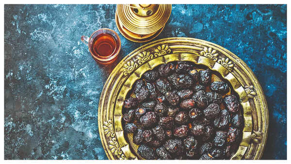 SHORBA,SHAMI: DELISH DATE RECIPES FOR RAMZAN