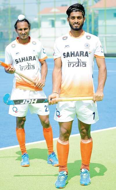 Santa Singh,Varun Kumar plan to spice up contests in World Cup