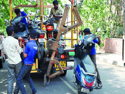 Lock that: Traffic cops to clamp down on no-parking violators