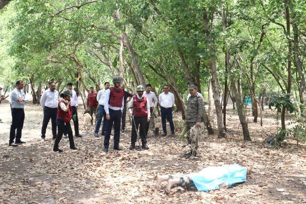 Army trains RBI security managers in counter IED, disaster response operations