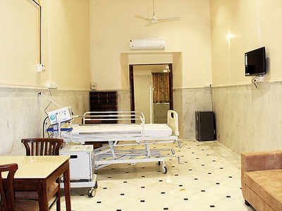 Donors help St George Hospital revamp VIP ward; Devendra Fadnavis one of the first VIPs to be admitted there