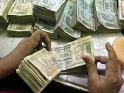 I-T to go easy on up to Rs 5 lakh deposits by 70-plus people