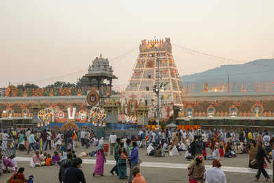 Tirupati Balaji temple decked up for New Year celebrations