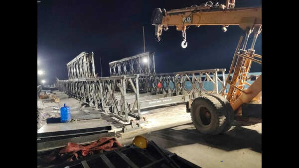 Temporary Bailey bridge coming up on damaged Vikramshila Setu