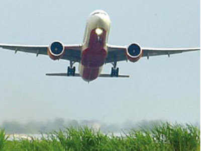 Go Air, Indigo plane delays irk fliers over weekend