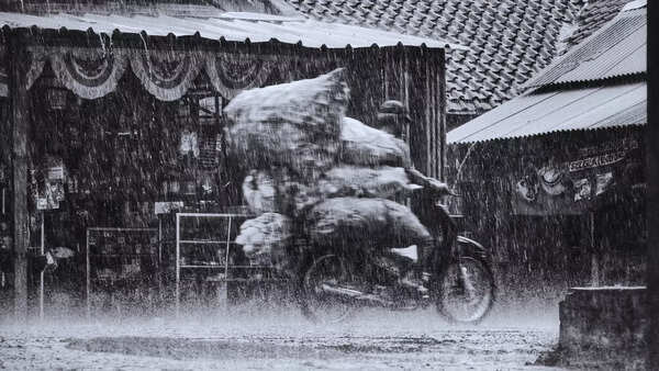 IMD predicts heavy rainfall across Kerala and Tamil Nadu; temperatures to rise in north