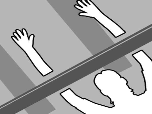 Man dies after being hit by train on tracks in Mumbai