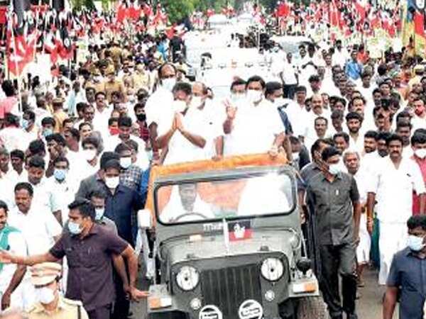 Tamil Nadu assembly polls: Seat allocation may create friction between Edappadi K Palaniswami, O Panneerselvam camps in AIADMK