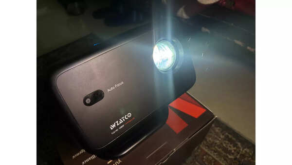 Wzatco Yuva Vibe projector review: Theatre-like visuals without spending a fortune