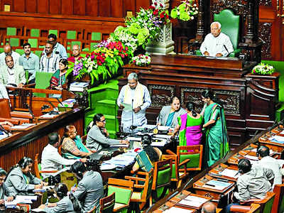 Newly elected legislators take oath in Assembly